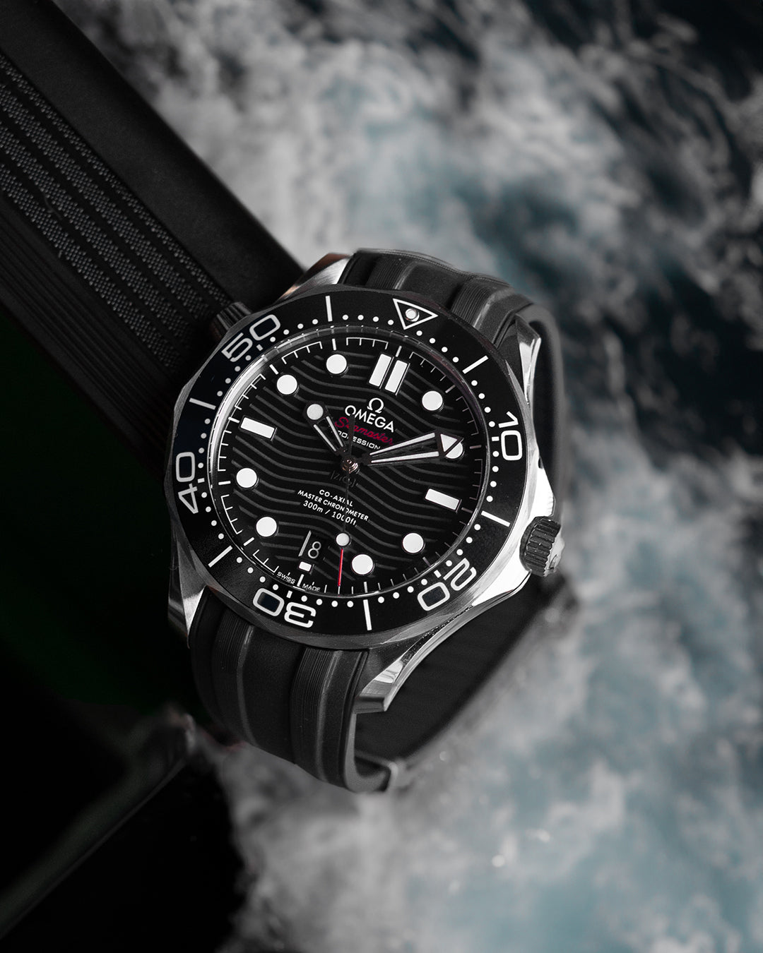 FKM RUBBER - FOR SEAMASTER DEPLOYANT STYLE (BLACK)