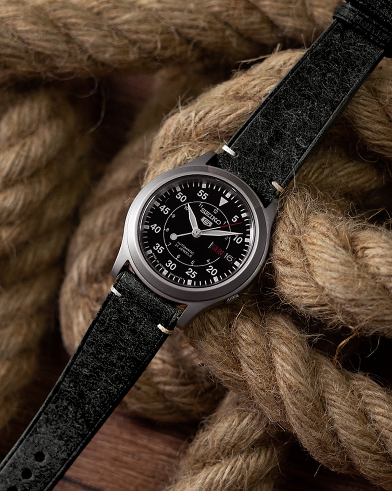 Vintage Italian Distressed Leather Strap (Black)