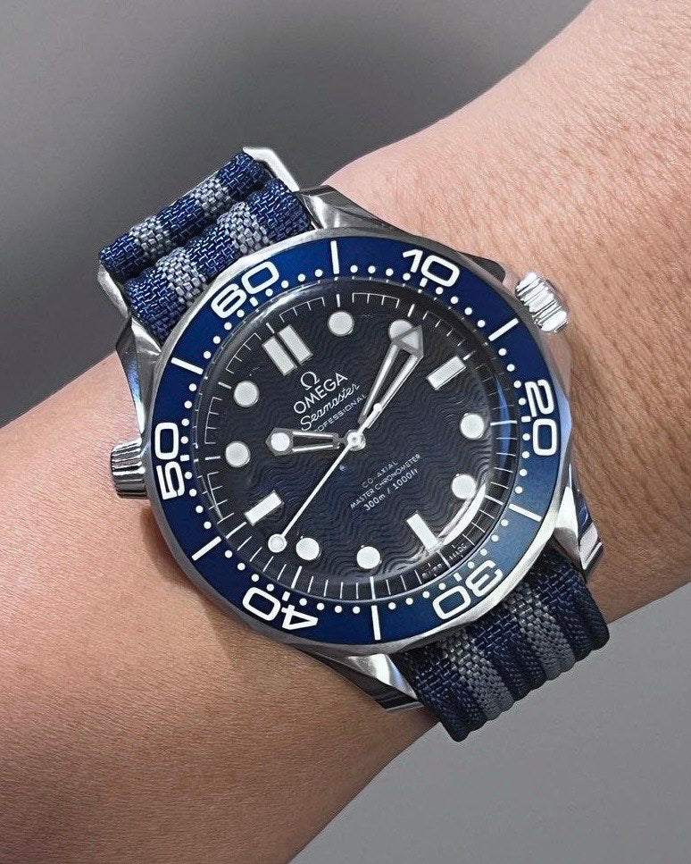 Nylon Vintage - Navy Bond (Single Pass)