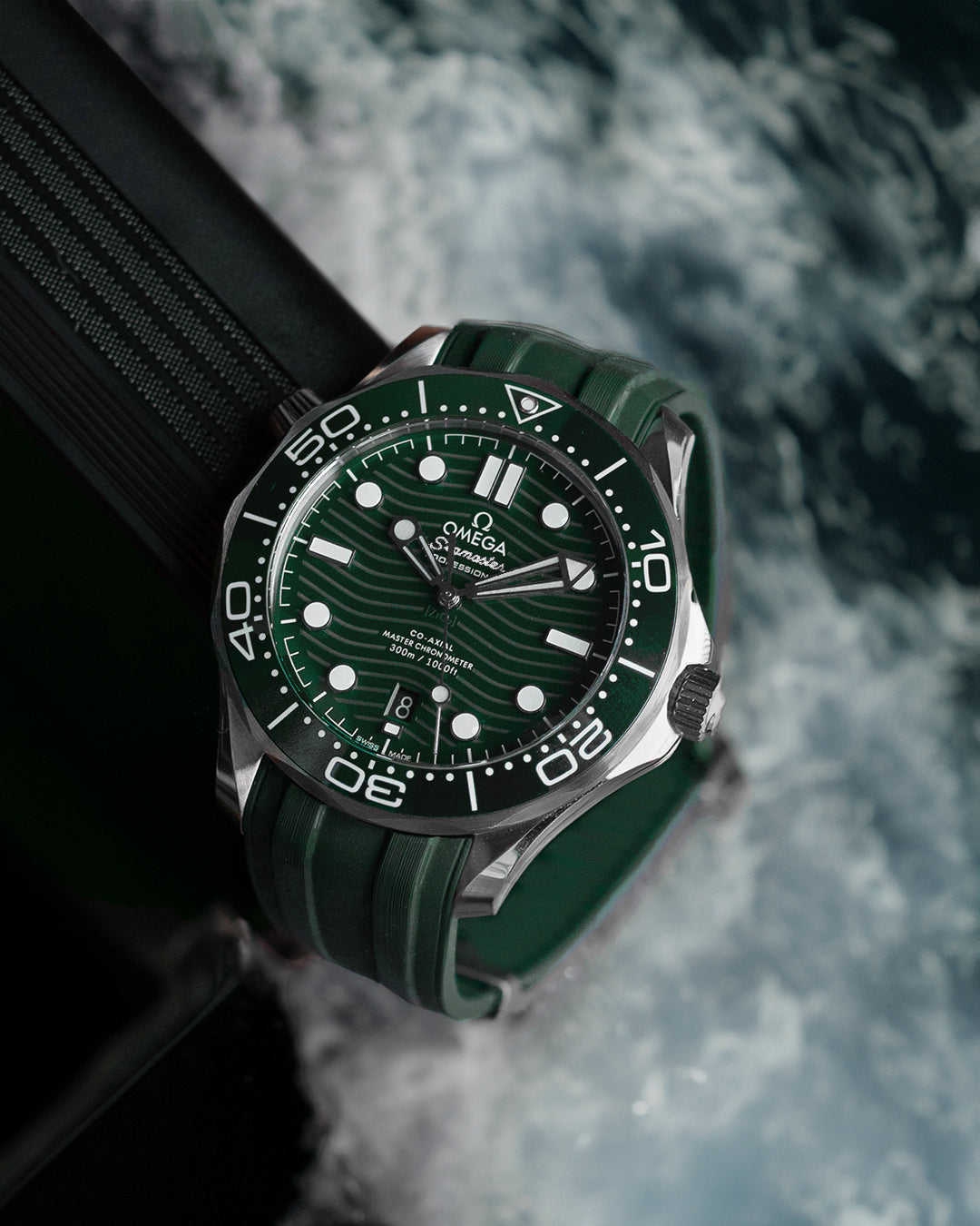 FKM RUBBER - FOR SEAMASTER DEPLOYANT STYLE (GREEN)