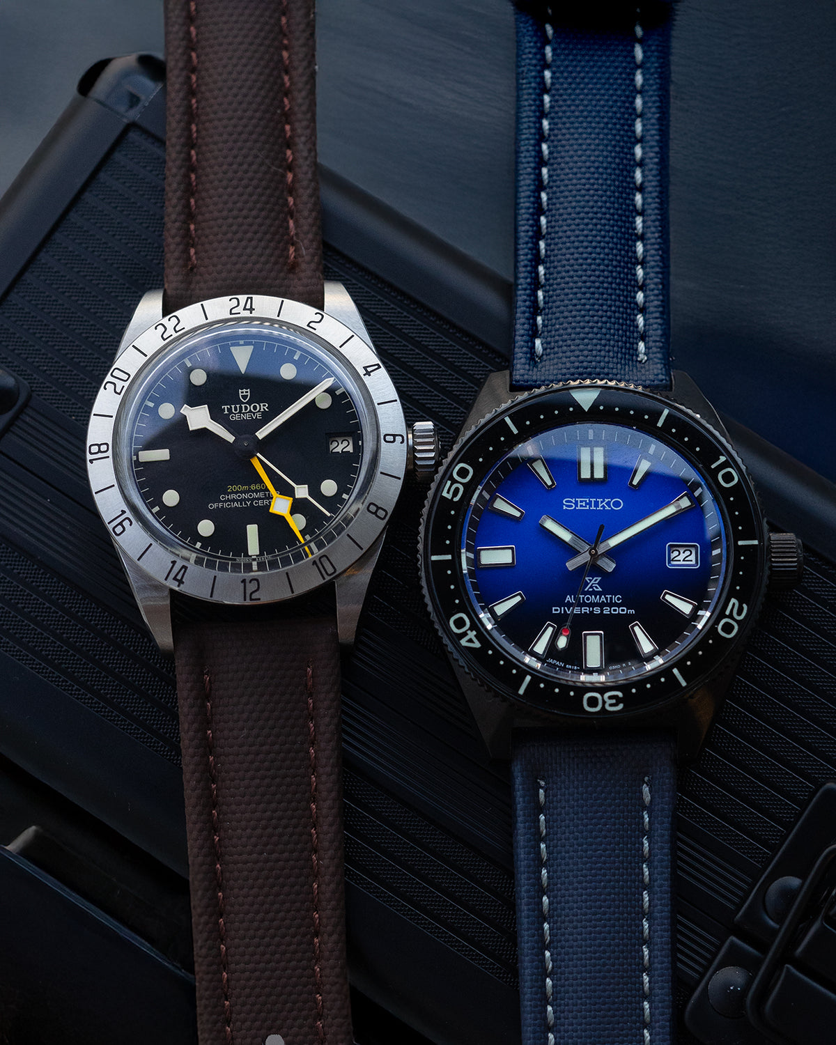 Classic Sailcloth - Navy (Contrast Stitching)