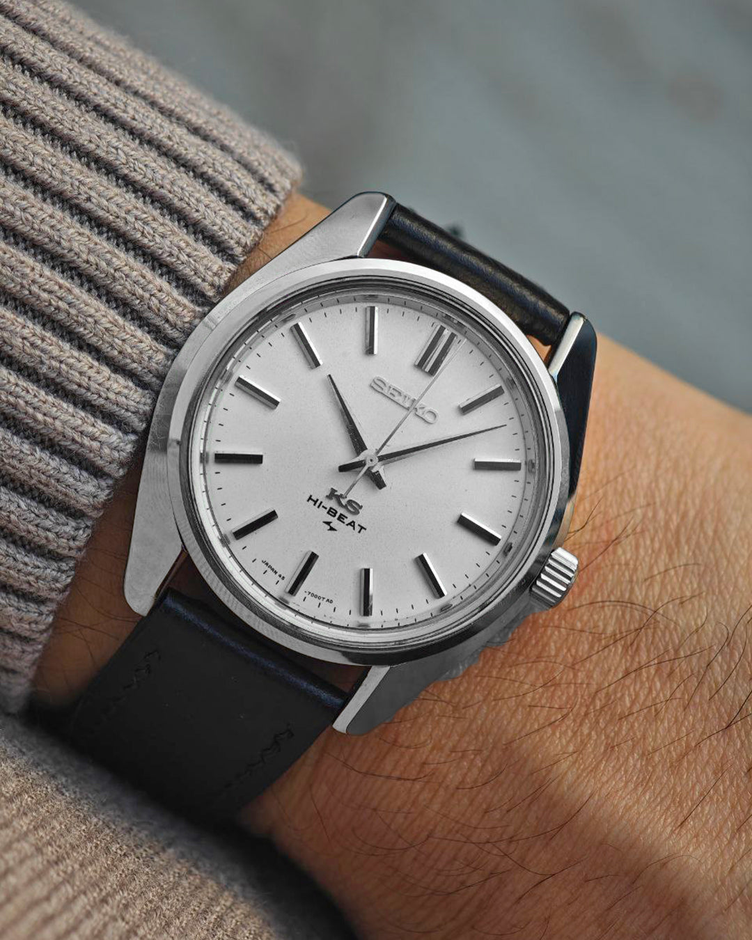 Ostrich Embossed Leather Strap (Black)