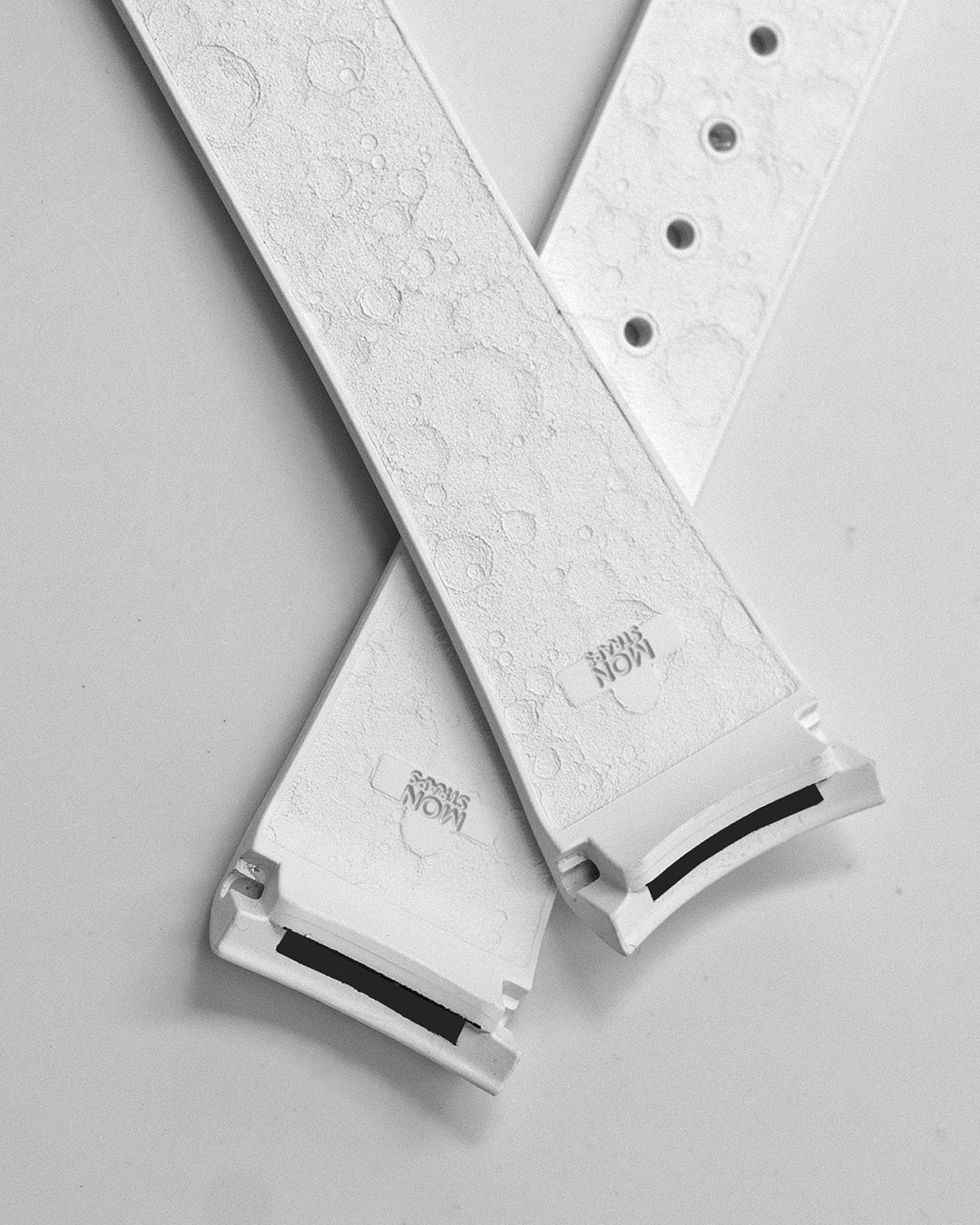 (LATEST!) FKM RUBBER- FOR SPEEDMASTER PROFESSIONAL (WHITE)