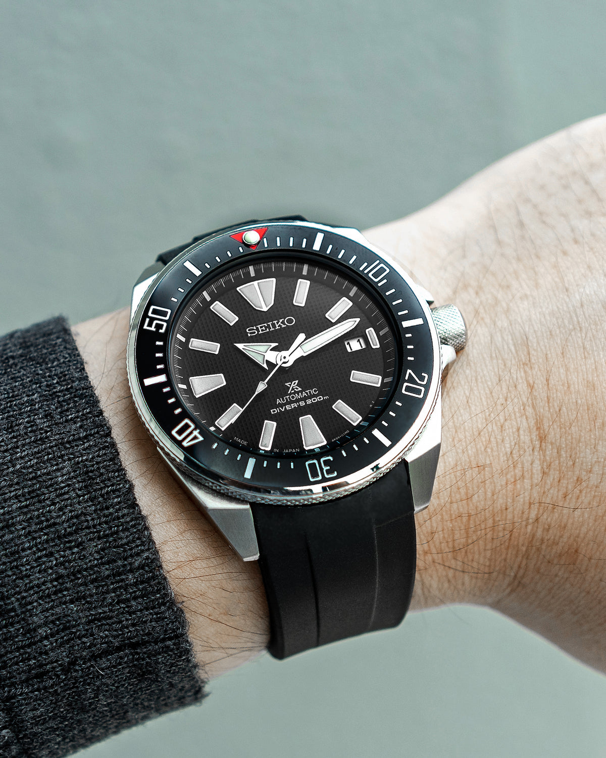FKM RUBBER (CLASSIC) - FOR SEIKO SKX/SRPD / SSK (BLACK, STEEL HARDWARE)