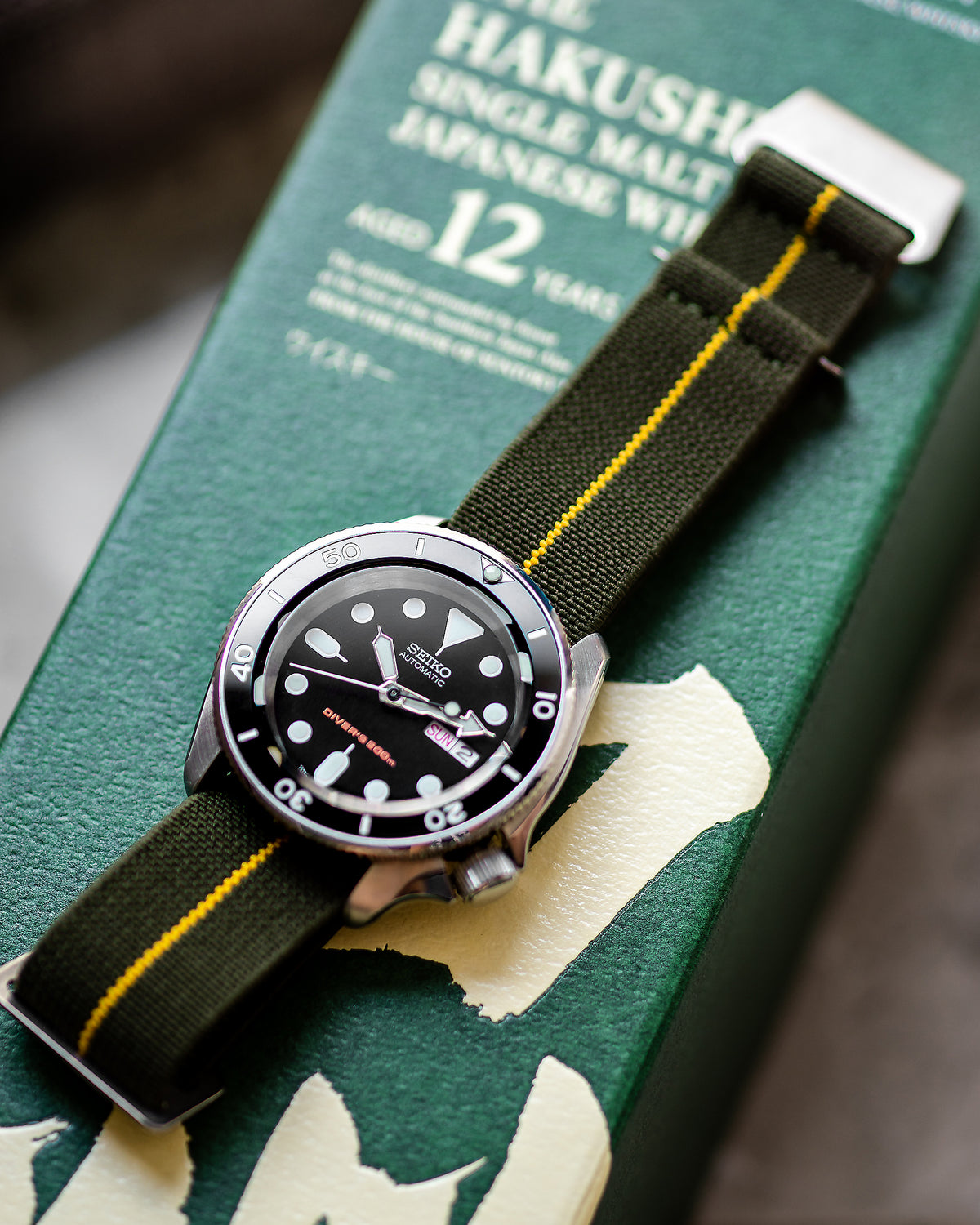 PARA Elastic - Olive Green with Yellow Centerline