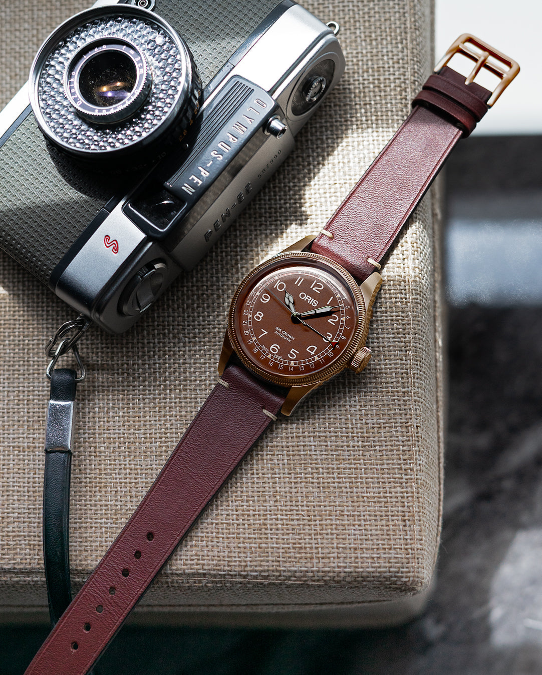 Minimalist Side Stitch Strap (Mahogany)