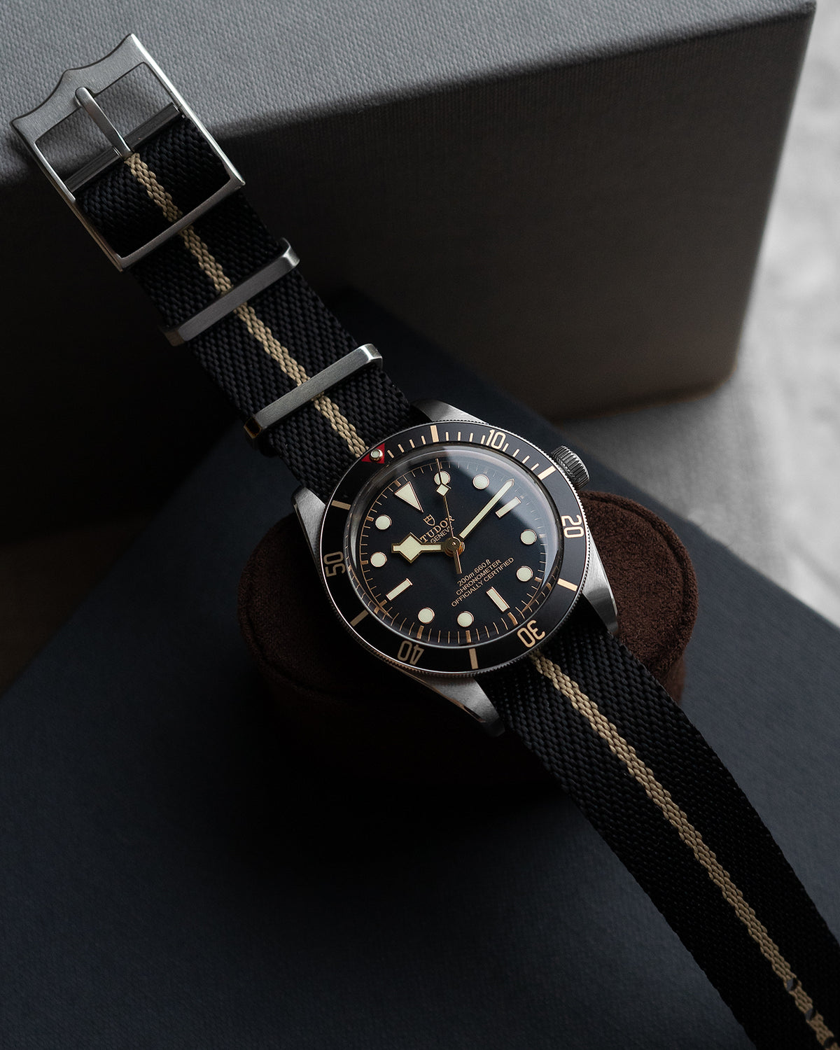 Blackbay Adjustable II - Midnight Black with Khaki Centerline