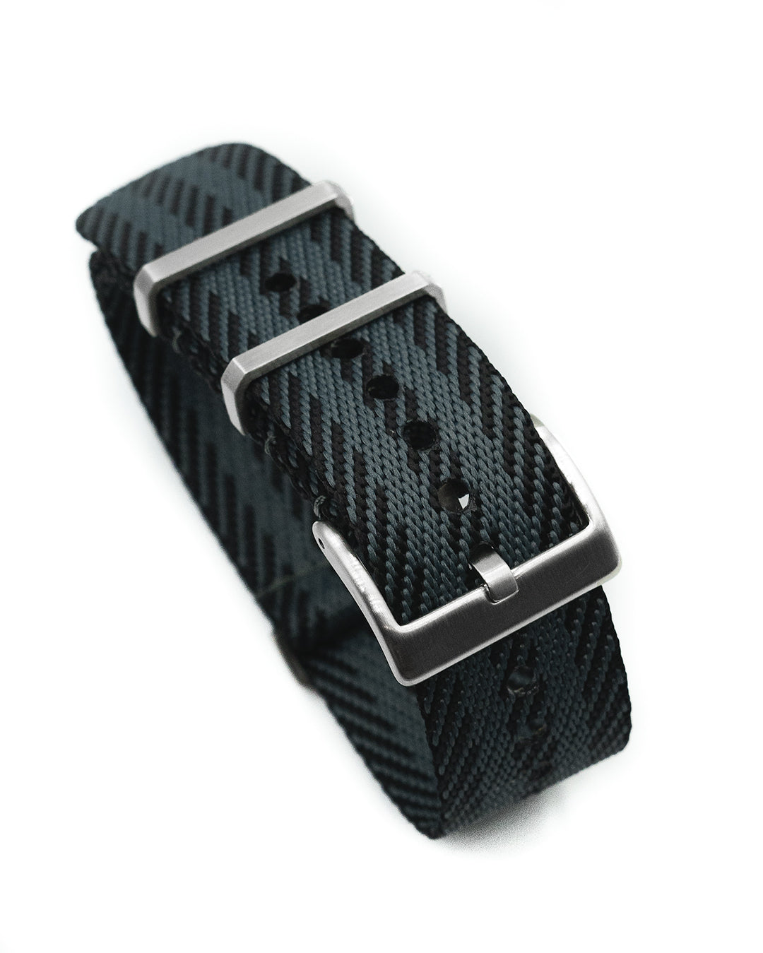 Nylon M II - Modern Bond