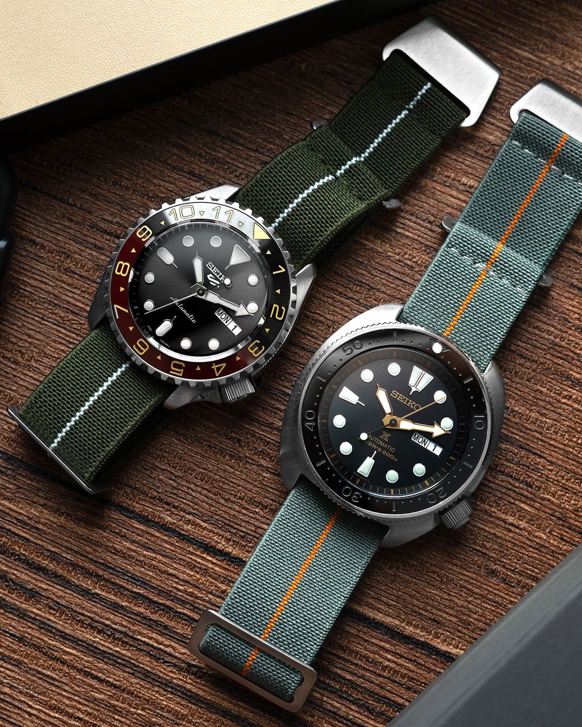 PARA Elastic - Sage Grey with Orange Centerline