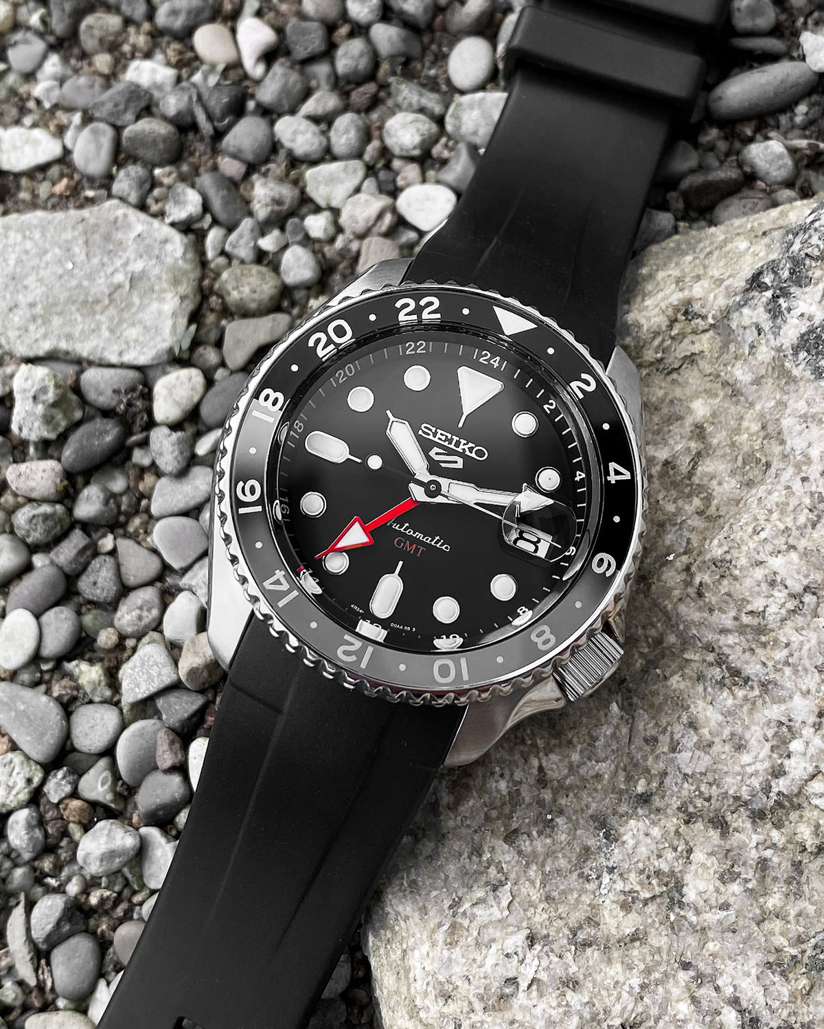 FKM RUBBER (CLASSIC) - FOR SEIKO SKX/SRPD / SSK (BLACK, STEEL HARDWARE)
