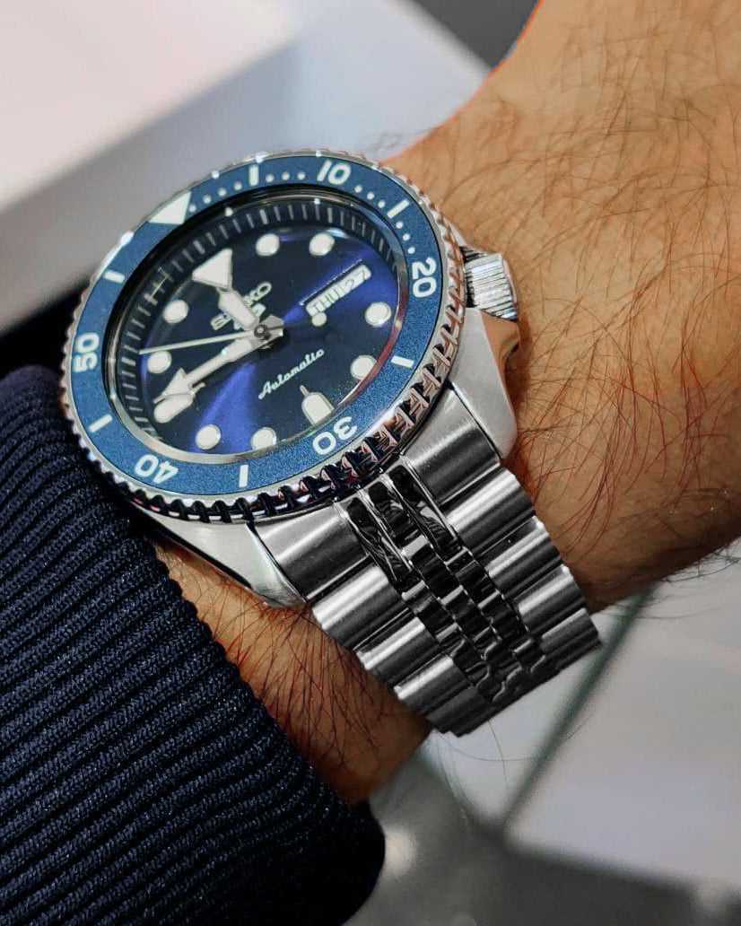 How good is the new Jubilee bracelet? - Rolex Forums - Rolex Watch Forum |  Luxury watches for men, Rolex bracelet, Watches for men